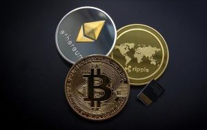 بیتکوین صعودی ماند