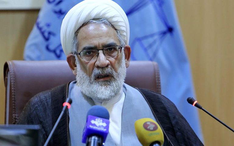 تشکیل کمیته تبلیغاتی برای مخالفت با بخشنامه دادستان کل