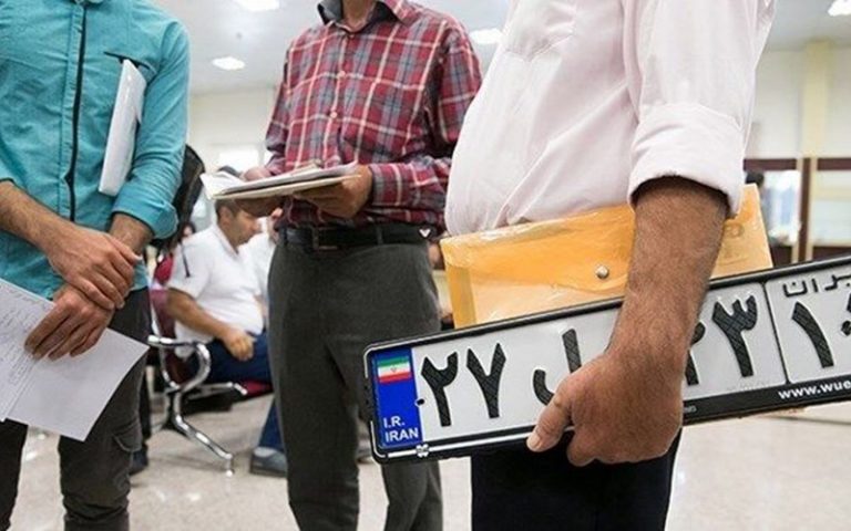 ناجا: برگ سبز به عنوان سند رسمی مالکیت خودرو بلامانع است