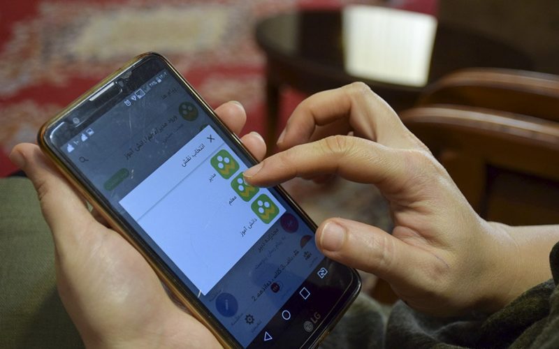 ترک تحصیل 25 درصد دانش آموزان به دلیل نداشتن گوشی هوشمند؛ آمار ترسناکی که به سادگی از کنارش عبور کردیم 1 ترک تحصیل 25 درصد دانش آموزان به دلیل نداشتن گوشی هوشمند؛ آمار ترسناکی که به سادگی از کنارش عبور کردیم
