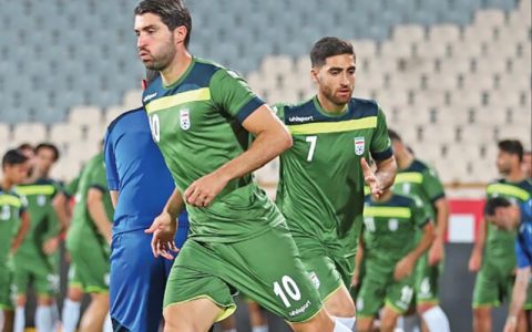 ایران - سوریه/ پیک دوم فوتبال در انتخابی جام جهانی قطر 1 پیک دوم فوتبال در انتخابی جام جهانی قطر
