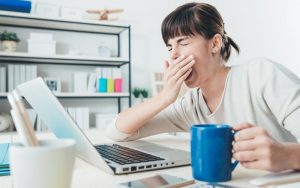 چهار مزیت چُرت روزانه که باید بدانید