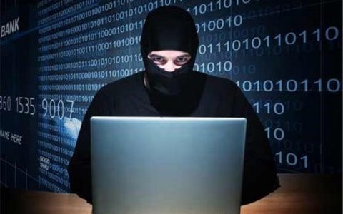 یک کلاهبرداری اینترنتی ۱۶ کشور عربی را هدف قرار داد 1 یک کلاهبرداری اینترنتی ۱۶ کشور عربی را هدف قرار داد