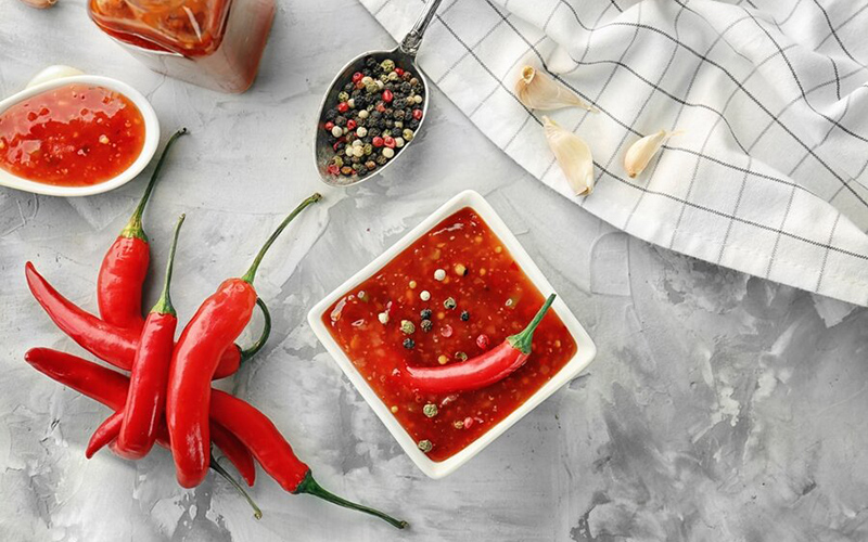 ۹ خاصیت شگفت‌انگیز غذاهای تند که نمی‌دانستید