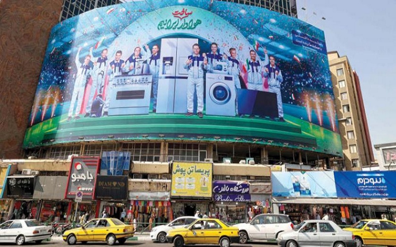 المانیتور: فرماندهان نظامی ایران و پاکستان درباره همکاری در افغانستان گفتگو کردند/ گاردین: آمریکا و اسرائیل طرح عدم از سرگیری مذاکره با ایران را بررسی می کنند/ الشرق الاوسط: مذاکرات عربستان و ایران جدی می شود «بازتاب» سعادت شریفی پور - رسانههای معتبر خارجی در ساعات گذشته از تحولات و رویدادهای مرتبط با ایران غافل نبوده و مطالب قابلتأملی را پیرامون مسائل مرتبط با ایران به رشته تحریر درآوردند مثل پایگاه خبری المانیتور، روزنامه گاردین و روزنامه الشرق الاوسط تأکید بر موضوعاتی چون رهبران نظامی ایران و پاکستان درباره همکاری در افغانستان گفتگو کردند، آمریکا و اسرائیل طرح عدم از سرگیری مذاکره با ایران را بررسی می کنند، مذاکرات عربستان و ایران جدی می شود، نوشتند.
