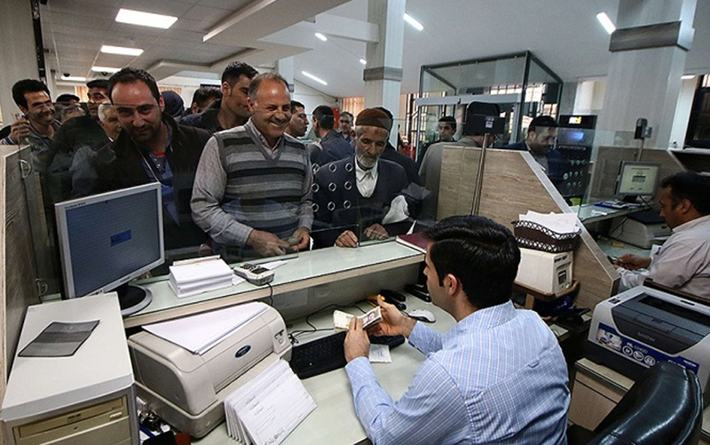 آغاز ثبت‌نام اینترنتی وام ضروری بازنشستگان از امروز