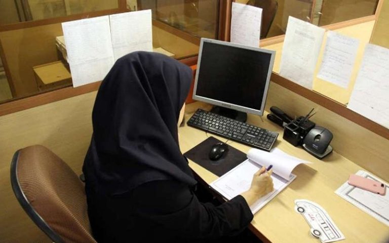 الزام کارمندان برای تزریق حداقل یک دز واکسن کرونا تا اول آبان