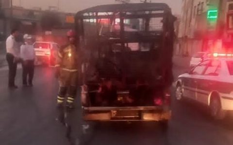 جان باختن یک نفر در اثر واژگونی خودرو در بزرگراه بسیج 1 جان باختن یک نفر در اثر واژگونی خودرو در بزرگراه بسیج