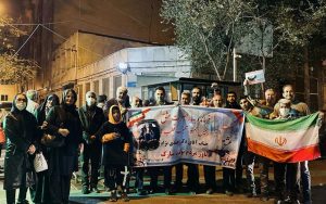 جشن تولد شبانه محمود احمدی‌نژاد در میدان ۷۲ ‌نارمک
