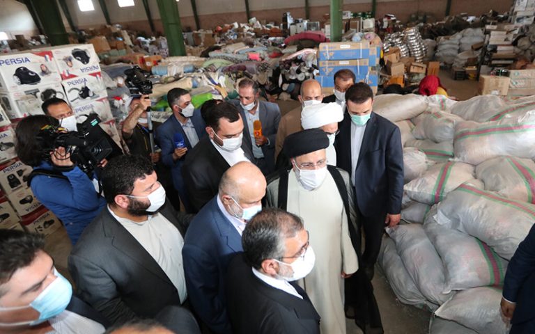 رئیسی در بوشهر: جریان مافیایی قاچاق باید شناسایی شود