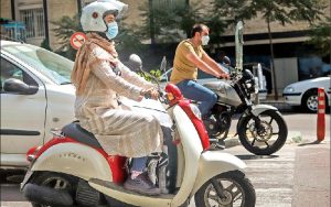 شرط صدور گواهینامه موتورسیکلت برای زنان