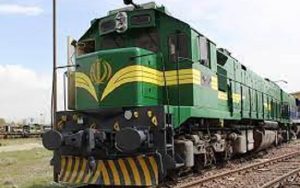 قطار ذخیره برای مسافران حادثه قطار از یزد به نایین اعزام شد