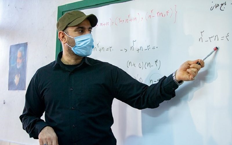 رتبه بندی معلمان آنچه مدافعان می خواهند، آنچه مخالفان می گویند/ آیا افزایش حقوق معلمان تا 80 درصد اعضای هیأت علمی شدنی است؟ 1 رتبه بندی معلمان آنچه مدافعان می خواهند، آنچه مخالفان می گویند/ آیا افزایش حقوق معلمان تا 80 درصد اعضای هیأت علمی شدنی است؟