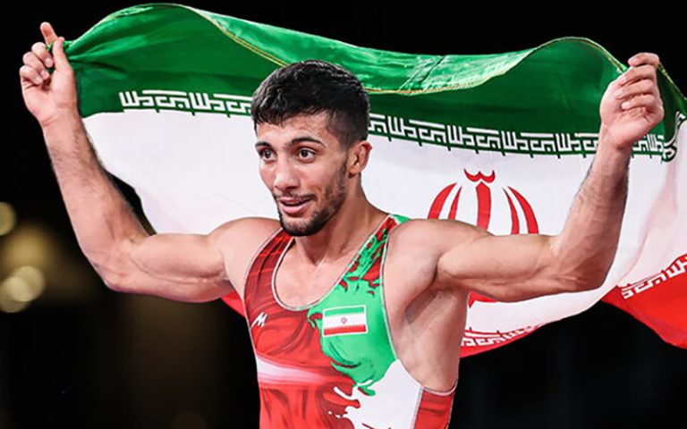 موافقت اوجی با استخدام قهرمان جهان و المپیک در وزارت نفت