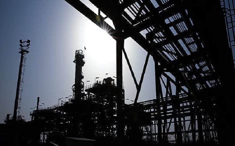 «بازتاب» سعادت شریفی پور - رسانه‌های معتبر خارجی در ساعات گذشته از تحولات و رویدادهای مرتبط با ایران غافل نبوده و مطالب قابل‌تأملی را پیرامون مسائل مرتبط با ایران به رشته تحریر درآوردند مثل خبرگزاری اسپوتنیک، روزنامه دِ هیل و نشریه اویل پرایس تأکید بر موضوعاتی چون ایران به دنبال سیستم دفع حملات سایبری است، تنش های ایران و آمریکا رو به افزایش است، ایران می تواند میلیاردها بشکه نفت تولید کند، نوشتند.