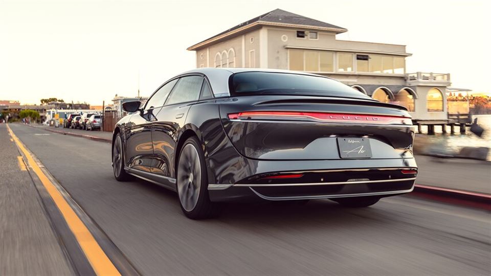 لوسید ایر برترین خودرو سال 2022 انتخاب شد