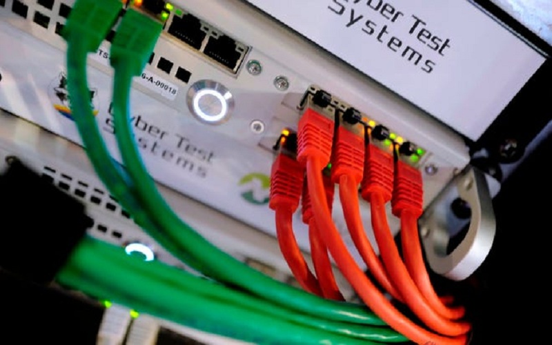 «بازتاب» سعادت شریفی پور - رسانه‌های معتبر خارجی در ساعات گذشته از تحولات و رویدادهای مرتبط با ایران غافل نبوده و مطالب قابل‌تأملی را پیرامون مسائل مرتبط با ایران به رشته تحریر درآوردند مثل روزنامه دِ هیل و پایگاه خبری المانیتور تأکید بر موضوعاتی چون مجلس به دنبال محاکمه روحانی است، هکرهای مرتبط با ایران بخش های مهم را هدف قرار می دهند، خط لوله نفت در خوزستان منفجر شد، نوشتند.