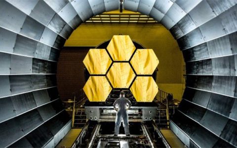 James-Webb-1