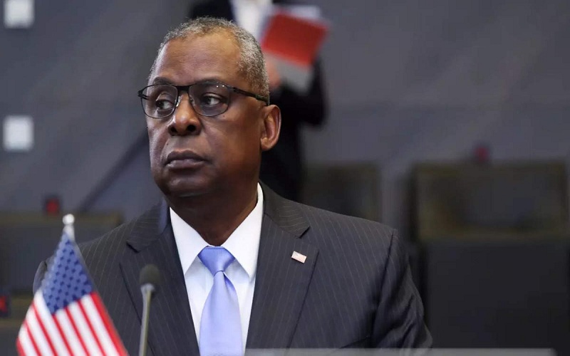 «بازتاب» سعادت شریفی پور - رسانه‌های معتبر خارجی در ساعات گذشته از تحولات و رویدادهای مرتبط با ایران غافل نبوده و مطالب قابل‌تأملی را پیرامون مسائل مرتبط با ایران به رشته تحریر درآوردند مثل اندیشکده اوراسیاریویو، روزنامه ایندیا تایمز و روزنامه اورشلیم پُست تأکید بر موضوعاتی چون ایرانیان روی پشت بام زندگی می کنند، آمریکا متعهد شد با ایران مقابله کند، اسرائیل از درگیری با محور مقاومت می ترسد، نوشتند.