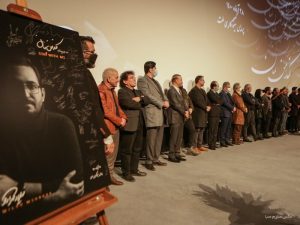 آلبوم «کنار من بمان» رونمایی شد