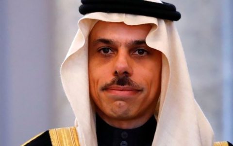 اظهارات وزیر خارجه سعودی علیه ایران و لبنان