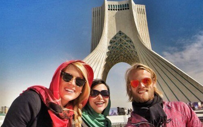 بازار گردشگری ایران را تا سال ۱۴۰۲ برمی‌گردانیم