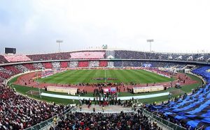 تماشاگران لیگ برتر در آستانه ورود به ورزشگاه