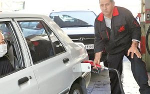 حذف سهمیه بنزین شایعه است