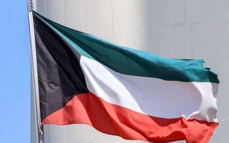 دولت کویت استعفا داد