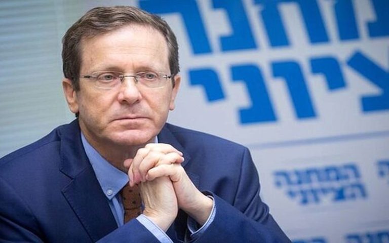 رئیس رژیم صهیونیستی: قدرت های جهانی به ایران سخت بگیرند