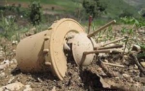 زخمی شدن یک زن در قصرشیرین بر اثر انفجار مین