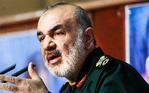 سرلشکر سلامی: محاسبات خود را در مقابل ایران اصلاح کنید