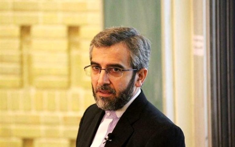 علی باقری وارد وین شد