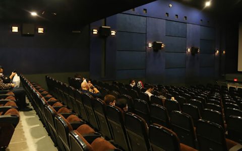 فعالیت سینماها به وضعیت عادی بازگشت 1 فعالیت سینماها به وضعیت عادی بازگشت