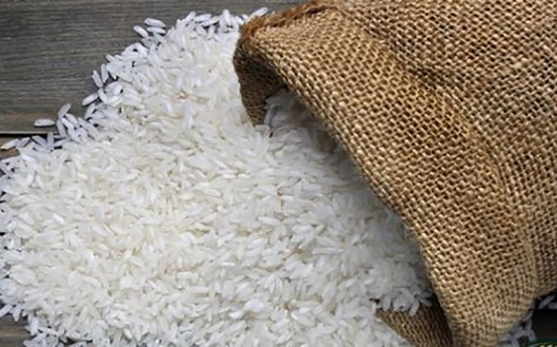 قیمت برنج خارجی و ایرانی کاهش می‌یابد