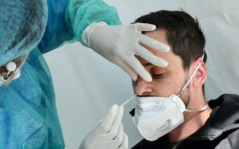 هزینه تست تشخیص اومیکرون ۱۵ میلیون تومان است