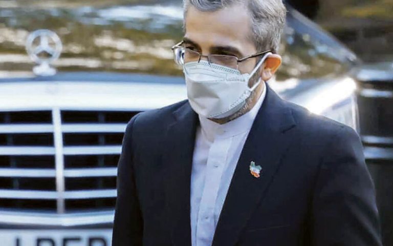 هشدار کیهان به علی باقری
