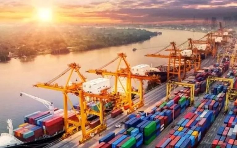 هند ممنوعیت پذیرش کشتی ایرانی را لغو نکرد