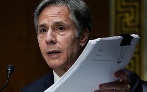 وزیر خارجه آمریکا تلویحاً چین را تهدید نظامی کرد
