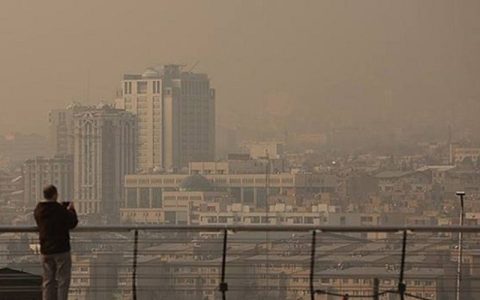 وضعیت قرمز آلودگی هوا در ۲۲ منطقه تهران