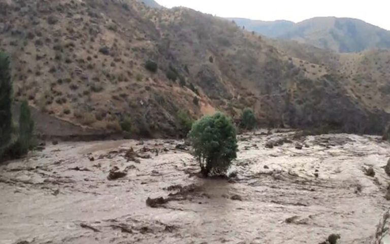 یک کشته و ۵ زخمی در سیل عسلویه
