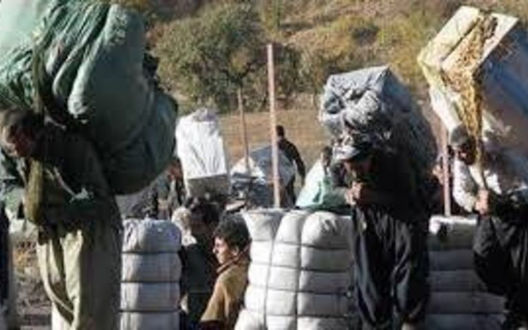 ۴ مرز سیستان و بلوچستان آماده تجارت کولبری