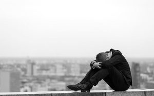 این علائم به شما می گوید افسرده هستید یا نه