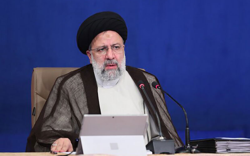 بانک‌ها حق تعطیل کردن واحد‌های تولیدی را ندارند