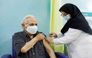 بعد از تزریق واکسن کرونا چه اتفاقی در بدن رخ می‌دهد؟