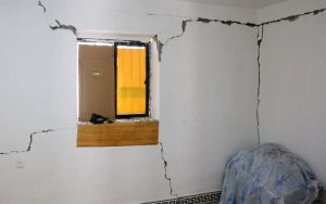 زمین لرزه پنج ریشتری به واحدهای خسارت دیده زلزله قبلی بندرعباس آسیب زد