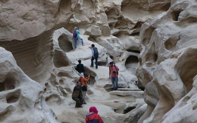 سفر به دره ستارگان با تور قشم