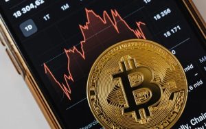 سقوط بیت کوین به کمتر از ۴۶ هزار دلار