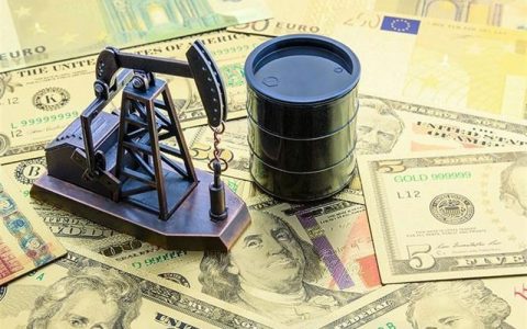 قیمت جهانی نفت امروز ۱۴۰۰/۱۰/۰۱