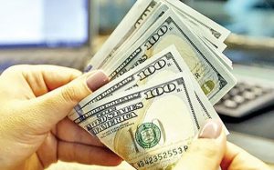 کاهش 400 تومانی قیمت دلار